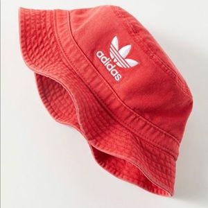 ADIDAS Originals Washed Womens Bucket Hat